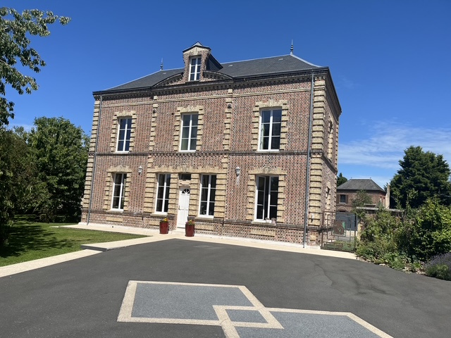 MAISON DE MAITRE ET SES ANNEXES - BARC 27170