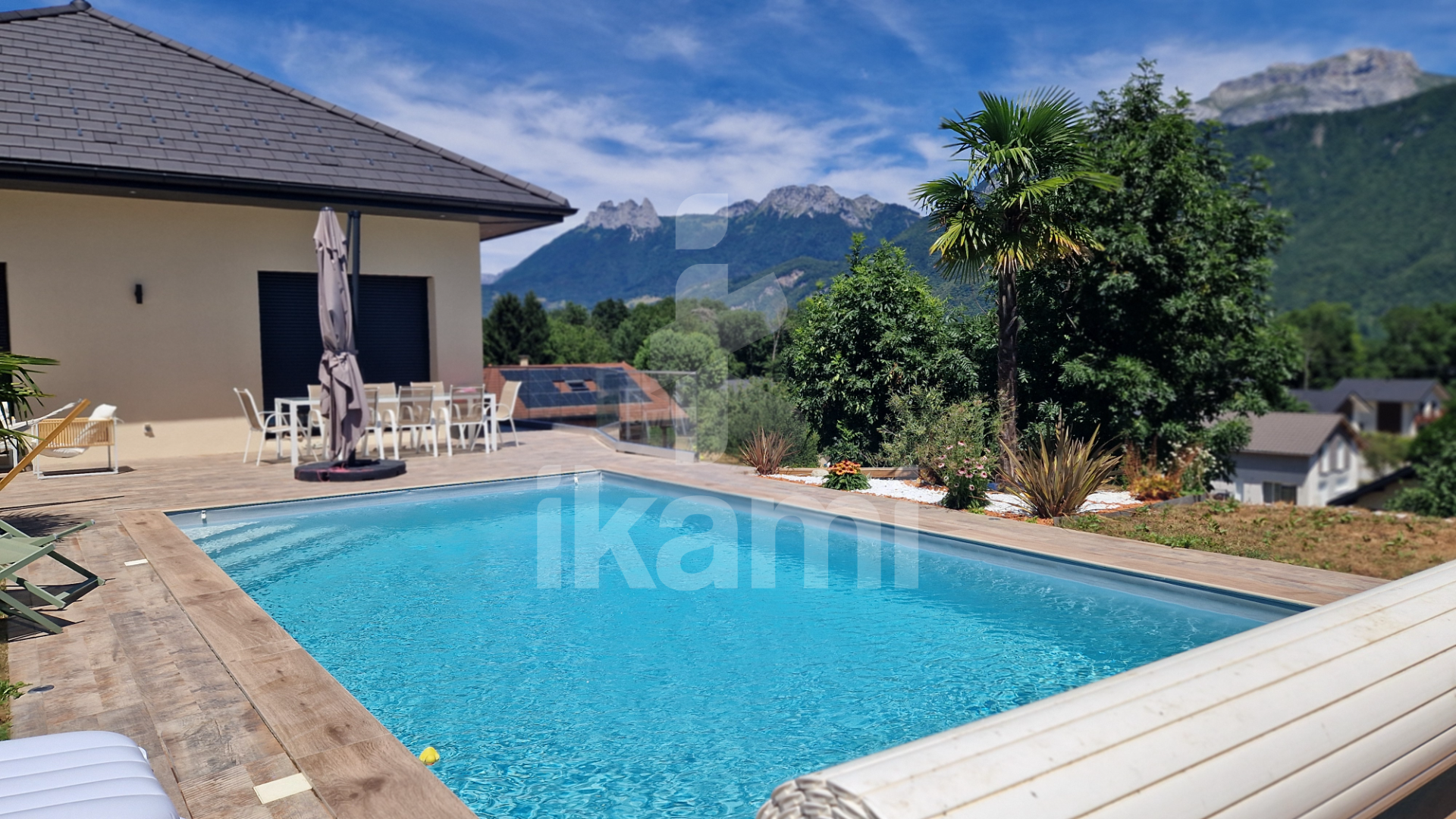 Lathuile, Maison 165 m2 avec piscine à 1 km du lac d'Annecy