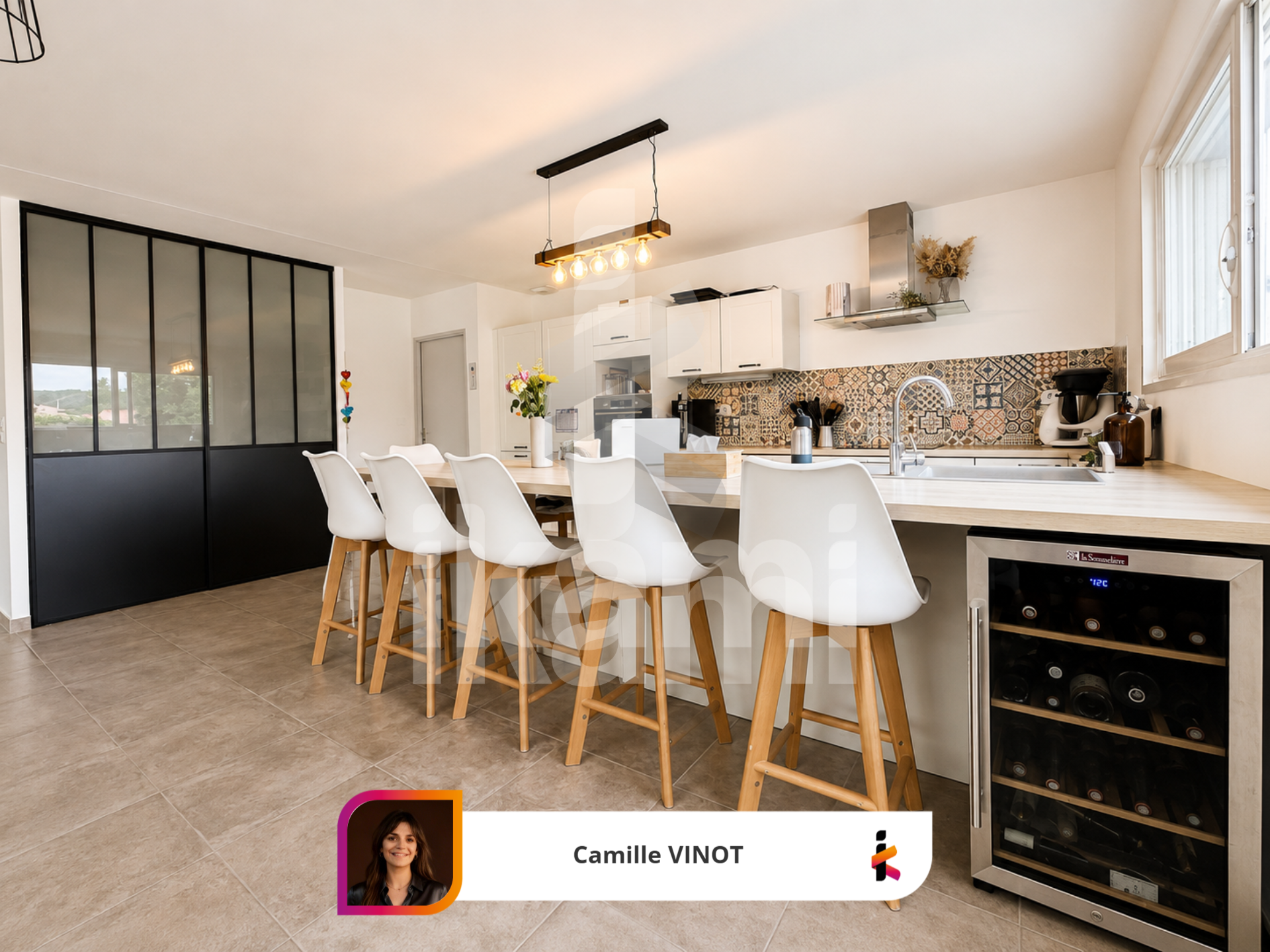Maison récente avec 3 chambres, pièce de vie spacieuse avec