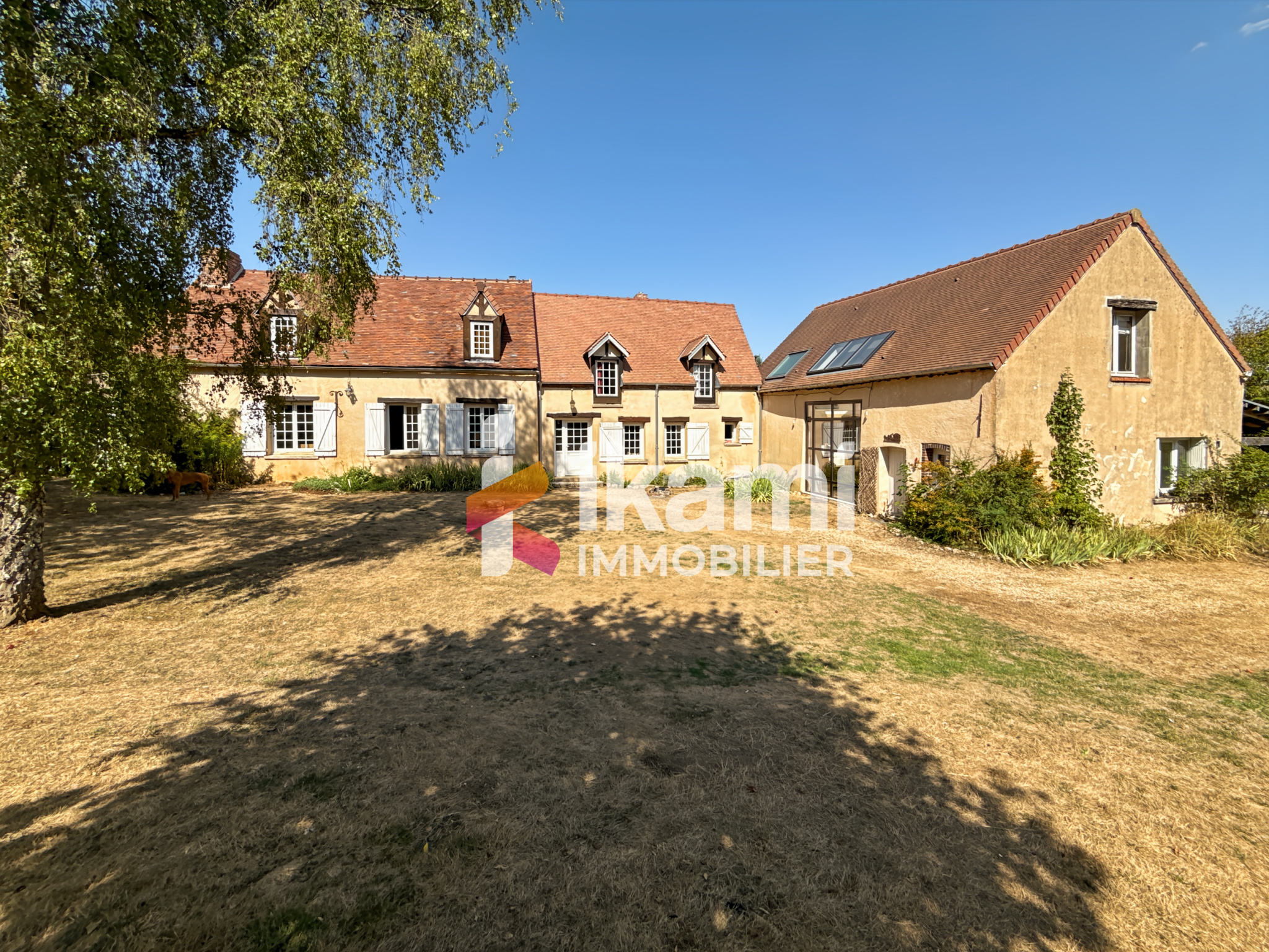 Maison 9 pièces de 265 m2 à Villechétive 89320