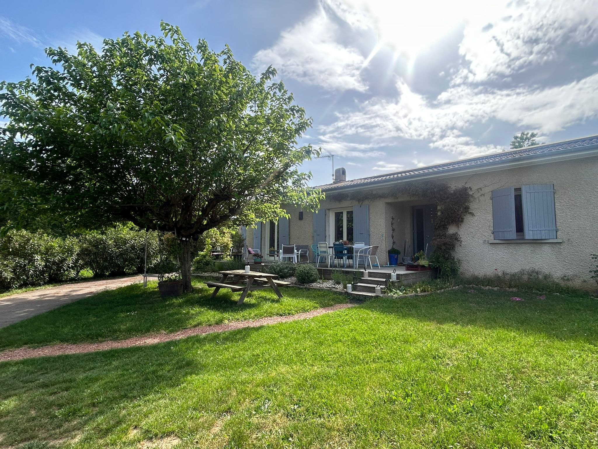 Maison plain-pied rénovée Vue Vercors 1200 m2 + terrain con