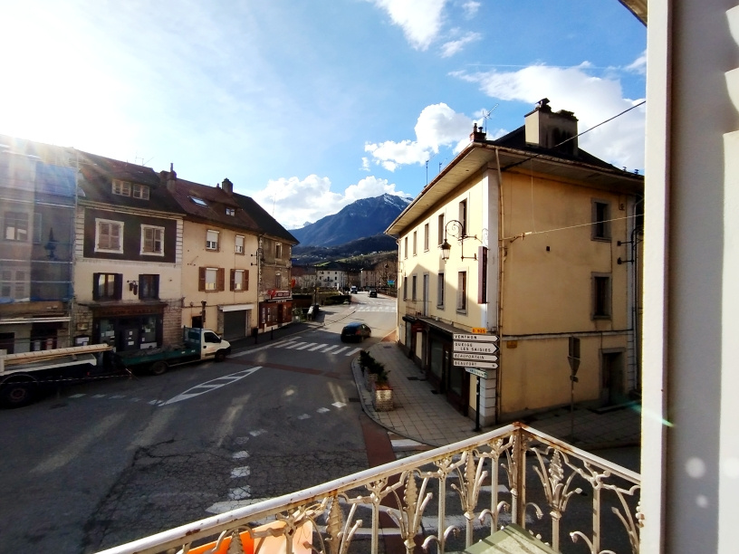 Photo 4