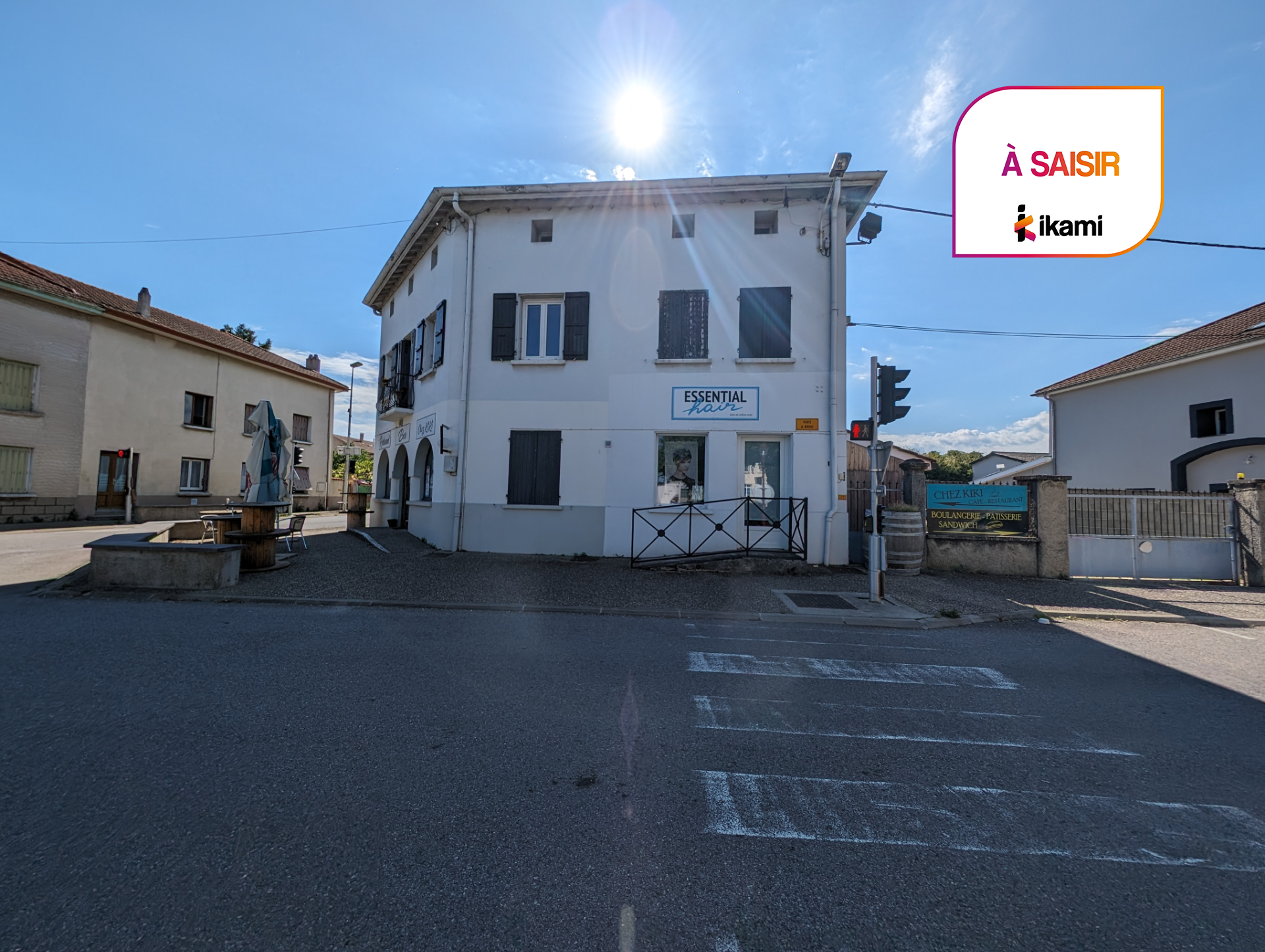 IMMEUBLE 300 M2 LAPEYROUSE MORNAY